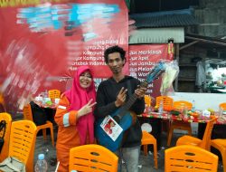 Dr. Hj. Intsiawati Ayus, S.H., M.H Tak Canggung Dekat Dengan Pengamen Jalanan Dan Tukang Parkir