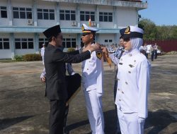 Hadiri Pelantikan Taruna Angkatan Ke-X Kemaritiman Politeknik Negeri Bengkalis, Bupati Kasmarni Harapkan Mampu Bersaing Secara Global
