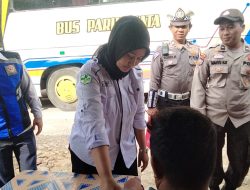 Polres Siak Pastikan Kesehatan Pengemudi Angkutan Umum Saat Berkendara, Minimalisir Kecelakaan Saat Libur Nataru