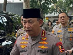 Kapolri Melayat ke Rumah Duka Eks Wakapolri: Polri Kehilangan Sosok Syafruddin