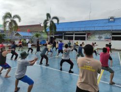 Selasa Sehat Selasa Semangat, Warga Binaan Lapas Pekanbaru Rutin Laksanakan Senam Bersama