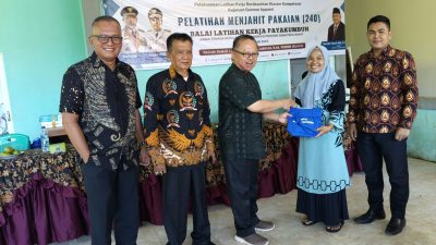 Disnakertrans Sumbar BLK Payakumbuh Gelar Pelatihan Menjahit Pakaian di Pessel