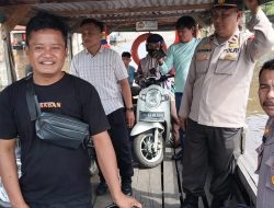 Naik Perahu, Kapolsek Tualang Lakukan Patroli di Seberang Sungai Siak Antisipasi Premanisme