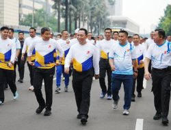 Jelang Hari Bhayangkara, Kapolri Sapa dan Berbaur dengan Masyarakat di CFD Jakarta