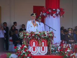 Sinergi Pelayanan Publik, Kapolda Sumbar Dianugerahi Penghargaan pada HUT ke-80 RI