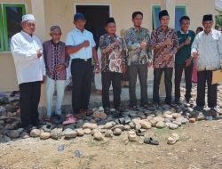 Warga Desa Pongkai Sambut Hangat Penyerahan Rumah Tahfidz dari Kades Supratman kepada BPD dan Guru Pengajar