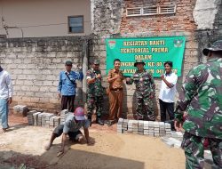 Manunggal TNI-Rakyat, Anggota Koramil 411-04/Tmj, Kodim 0411/Km, Bantu Masyarakat Pengecoran lantai Masjid dan Pasang Paving block Di Kelurahan Binaan.