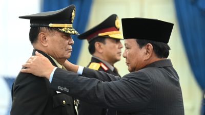 Panglima TNI Hadiri Penganugerahan Pangkat Istimewa dan Pelantikan Menteri Kabinet Merah Putih di Istana Negara