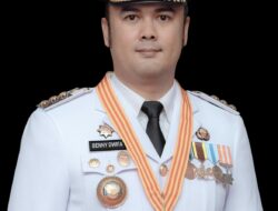 Benny Dwifa Yuswir :  Dari Birokrasi ke Puncak Kepemimpinan Sijunjung