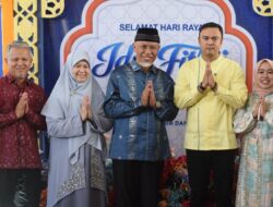 Perkuat Sinergi Daerah, Bupati Sijunjung Hadiri Open House Idulfitri di Istana Gubernur Sumbar