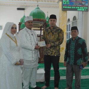Jadi Saksi Nikah Aprilia Ananda Frista dan Gilang Permata Aldi, Bupati Benny Doakan Jadi Keluarga Samawa