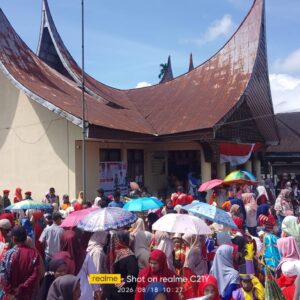 Perayaan HUT RI ke-81 di TALU Kec TALAMAU KAB. PASAMAN BARAT] Digelar dengan Pawai dan Lomba Rakyat