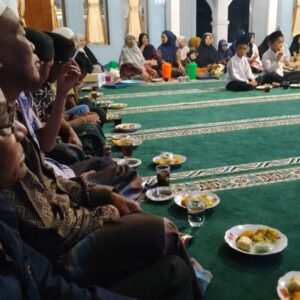 Ratusan Warga Jorong Kemakmuran Kampung Air Hangat Gelar Peringatan Maulid Nabi Muhammad SAW