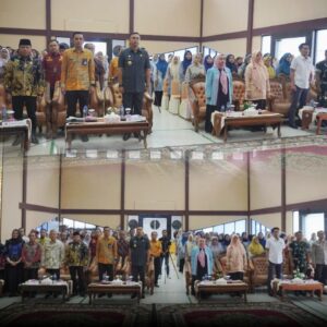 Pemkab Sijunjung Gelar Rakor Genting, Bupati Benny Dwifa : Tekan Stunting Butuh Gerakan Bersama