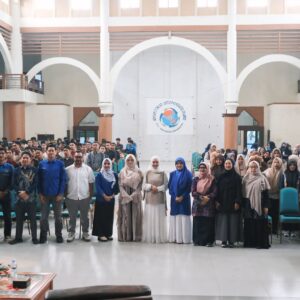 Liza Fitriani di Hadapan Mahasiswa UIN Suska: Semua Kita Adalah Pemimpin, Mulailah dari Diri Sendiri